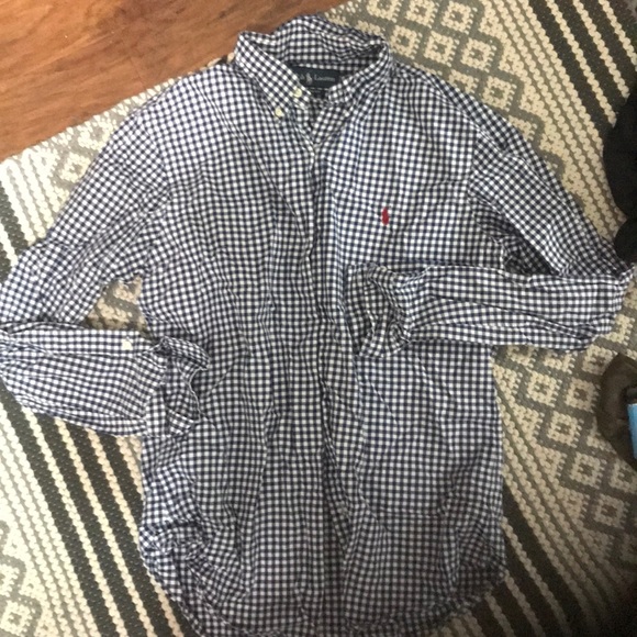 Button down - Picture 1 of 2